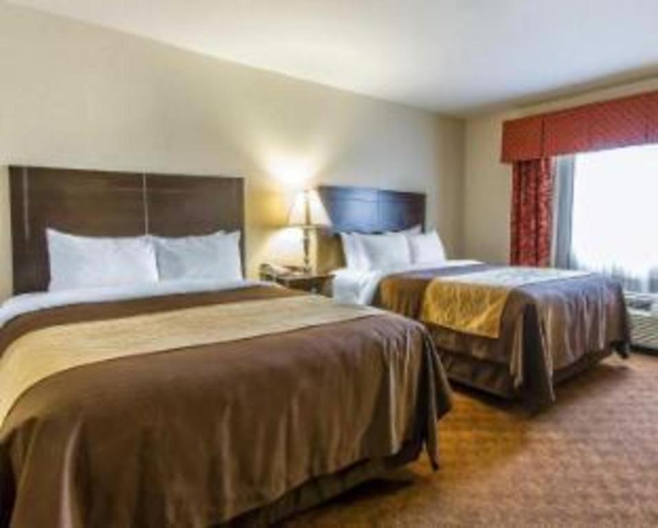 Comfort Inn & Suites Atoka Bagian luar foto