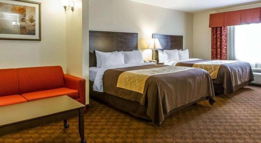 Comfort Inn & Suites Atoka Bagian luar foto